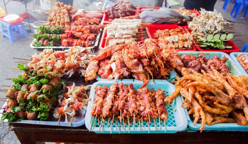 Essen auf der Straße Hanoi Vietnam
