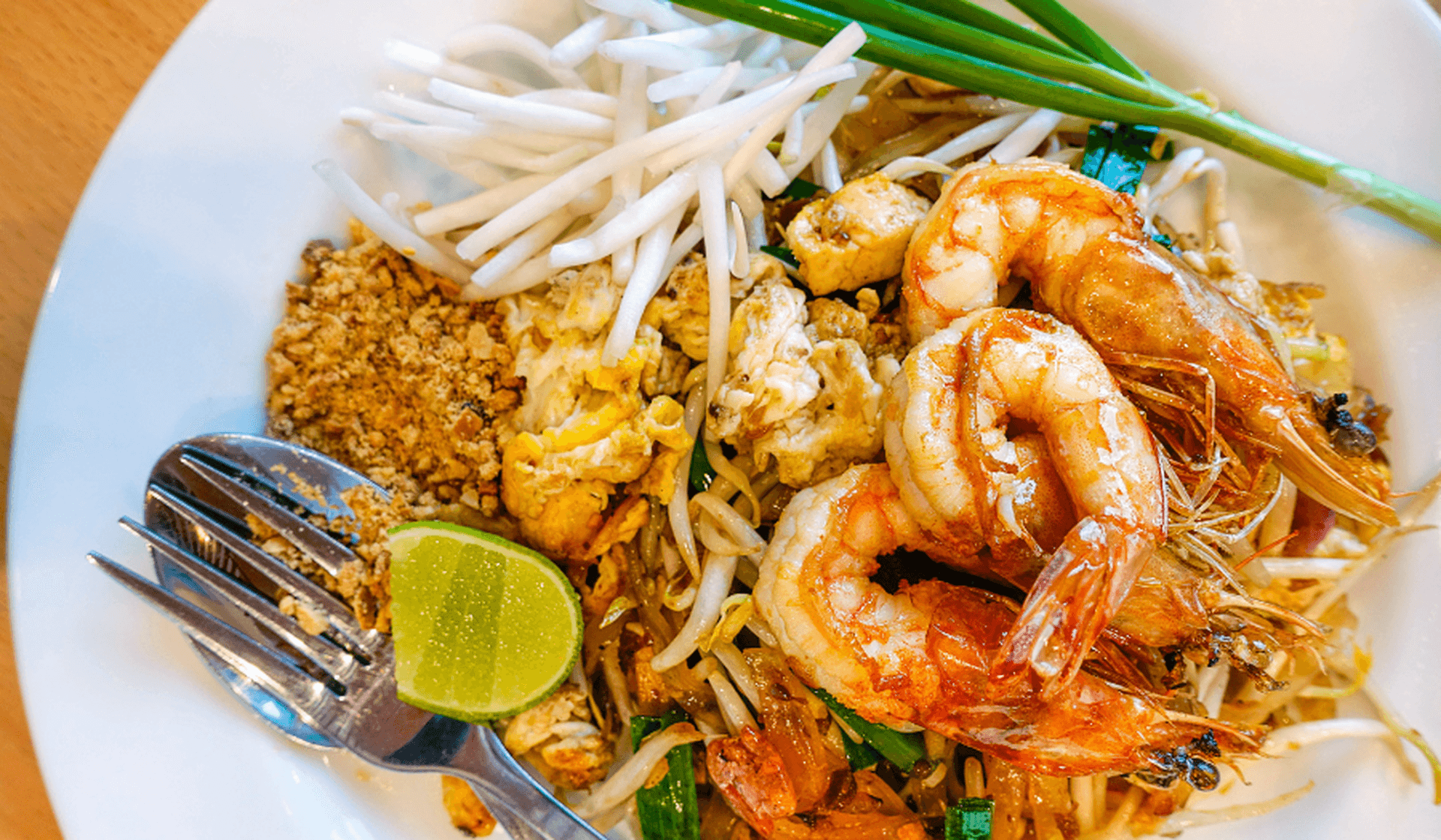 Jenseits von Pad Thai: 10 authentische Gerichte, die Sie in Thailand probieren können