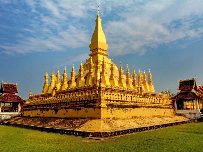 Vientiane stupa