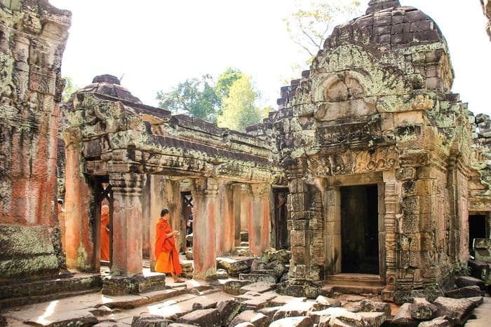 Angkor Monk 3